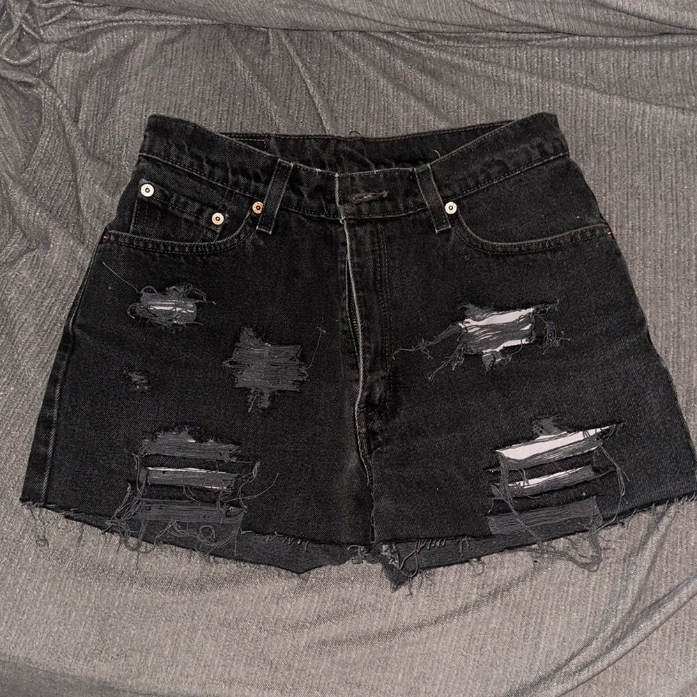 Levi’s cut off shorts